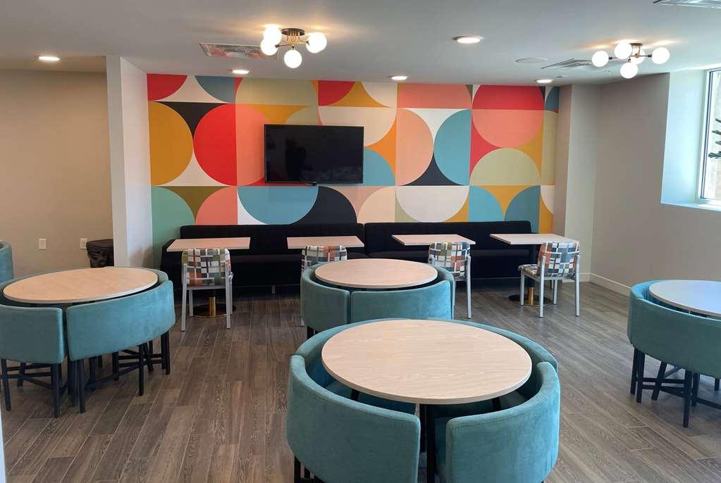 The Orbit Hotel, Trademark Collection By Wyndham Fairview Park Interior photo